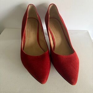 [9.5] Le Chateau Red Suede Kitten Heel Pumps Women's Sz 10